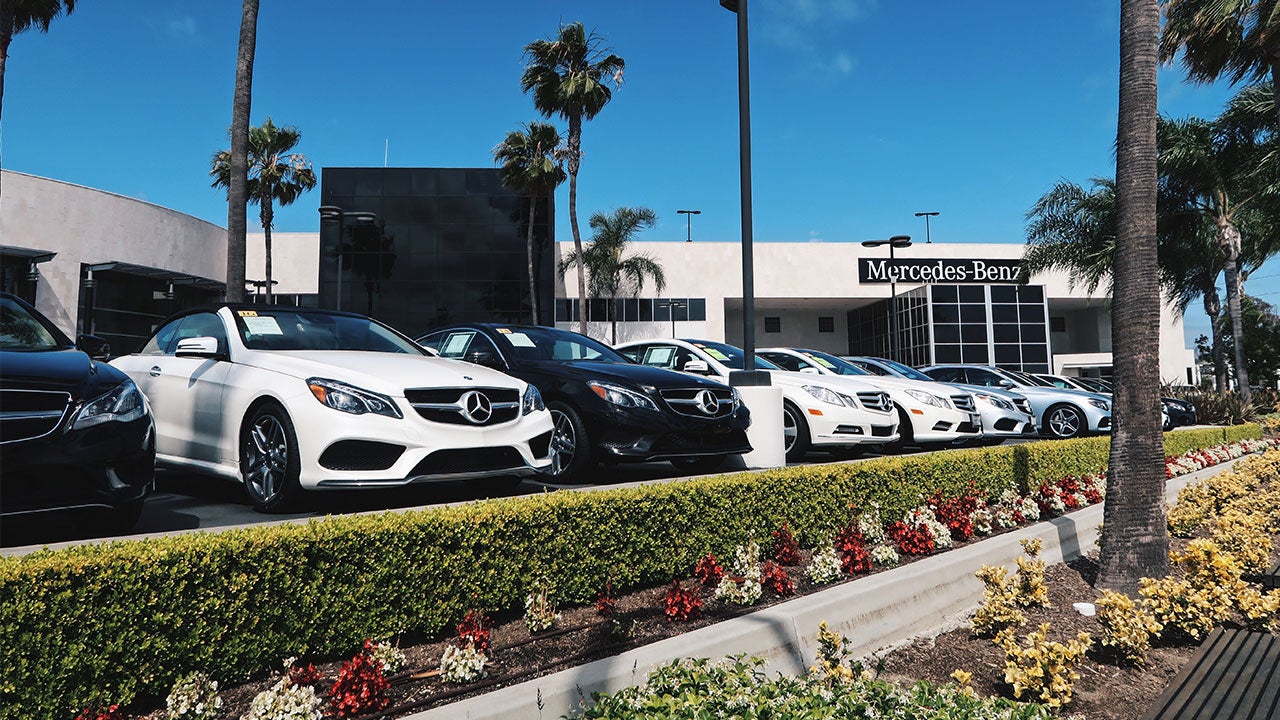 Mercedes Benz Car dealership