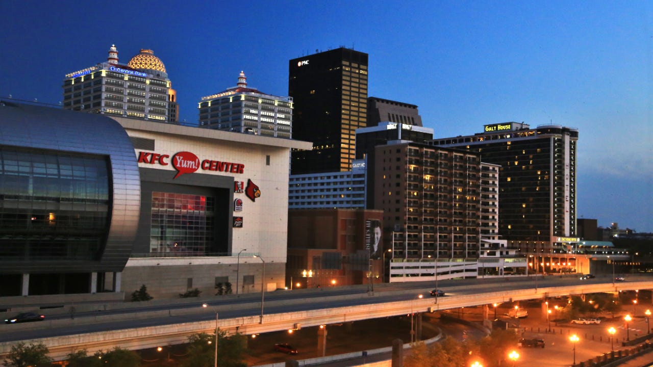 Louisville Kentucky skyline seen at night