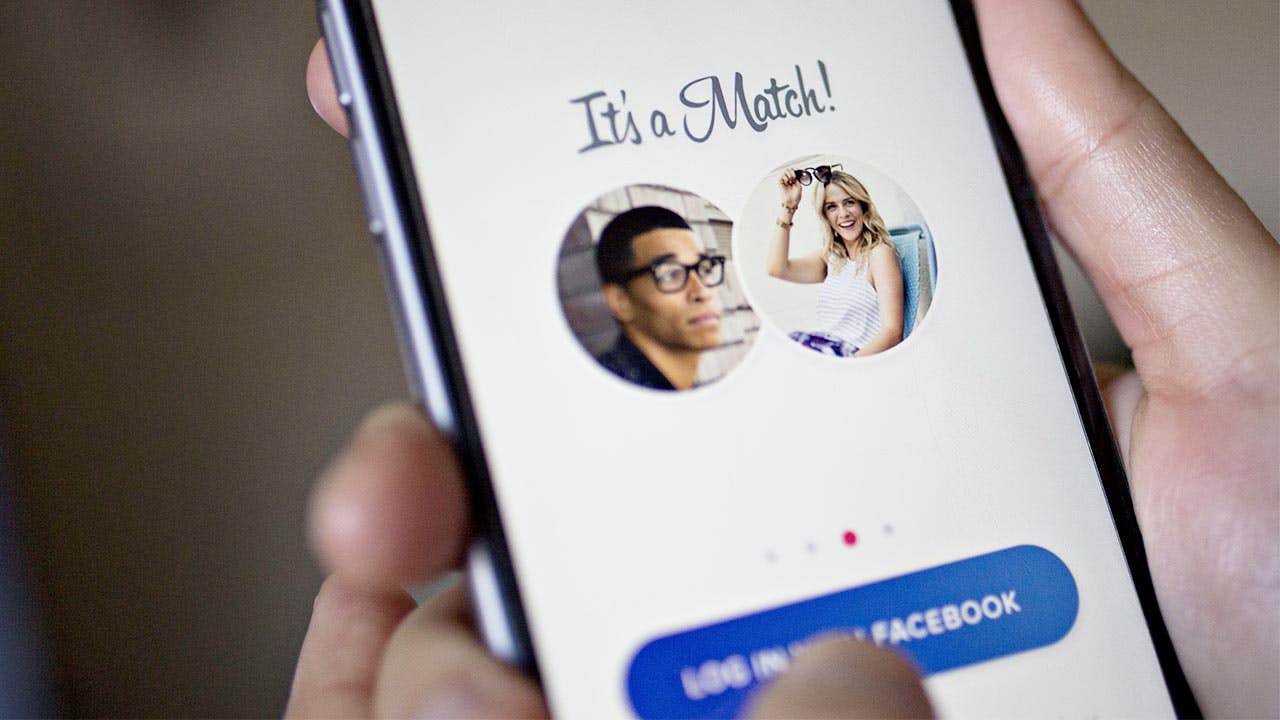 Photo showing Tinder app