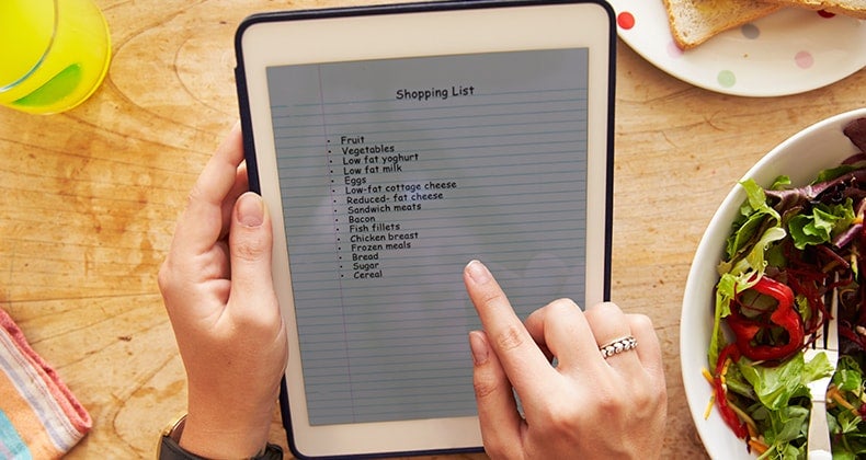 Grocery shopping list on computer tablet © iStock