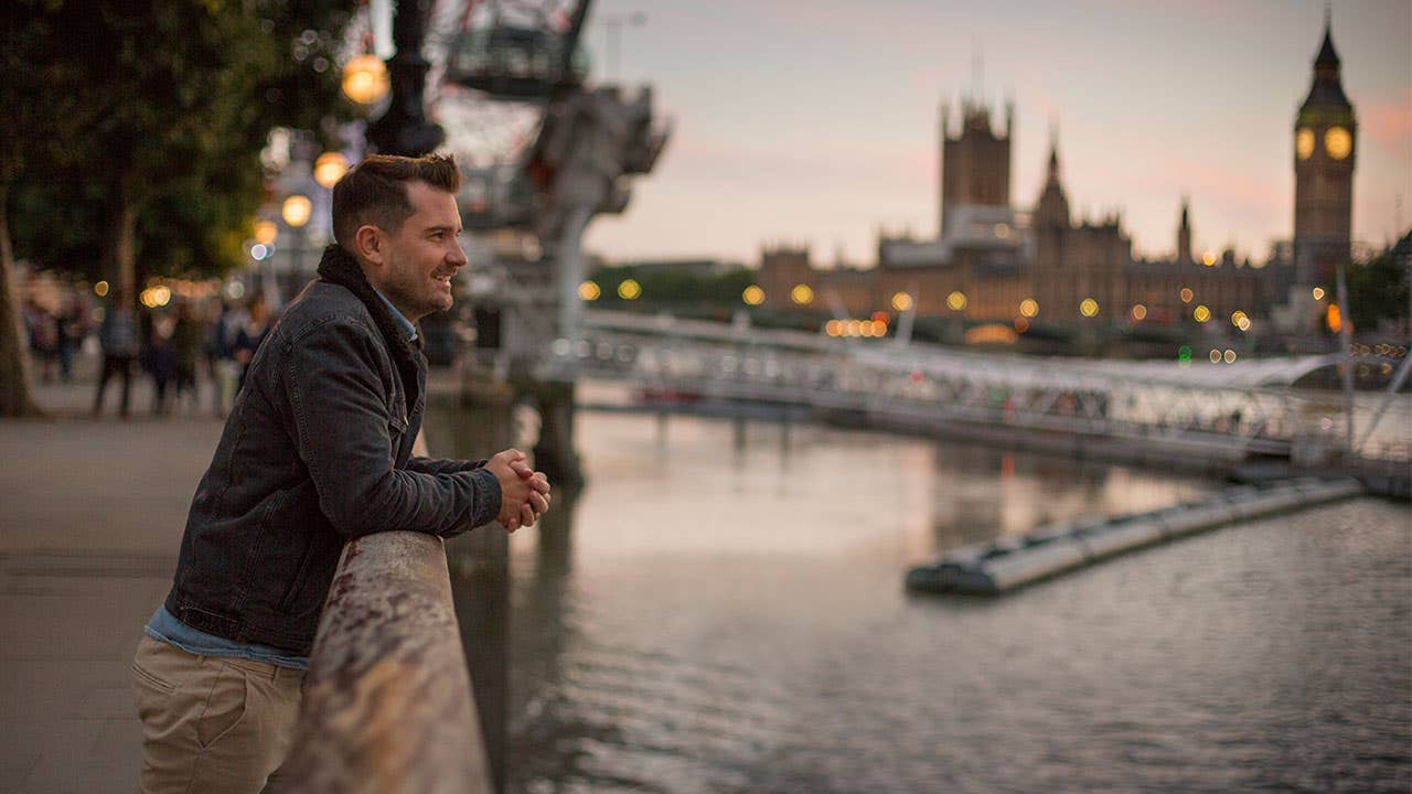 Man looking at Big Ben in London