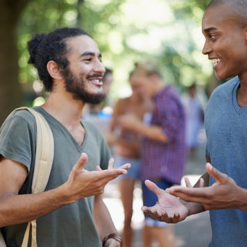 3 tips to help college students find the right bank