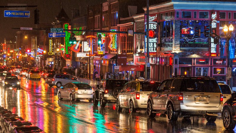 cars in the rain in Nashville, TN