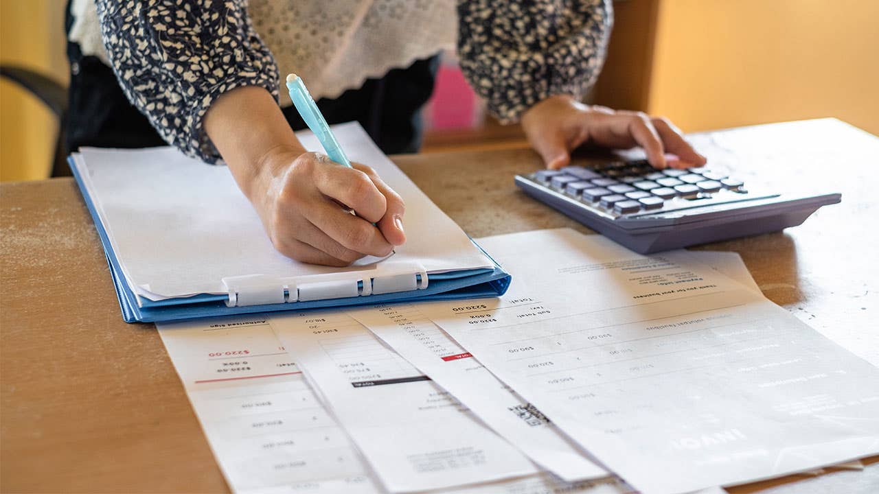 Pros and Cons of Debt Consolidation | Bankrate
