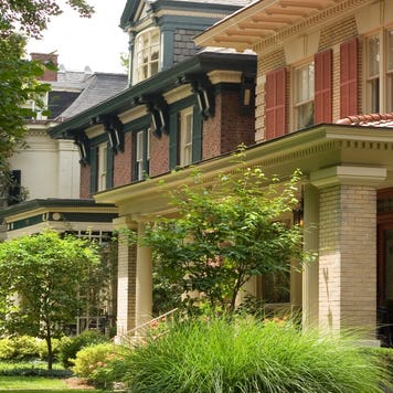 Historic homes in a neigbhorhood