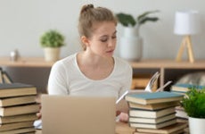 How to refinance student loans with bad credit