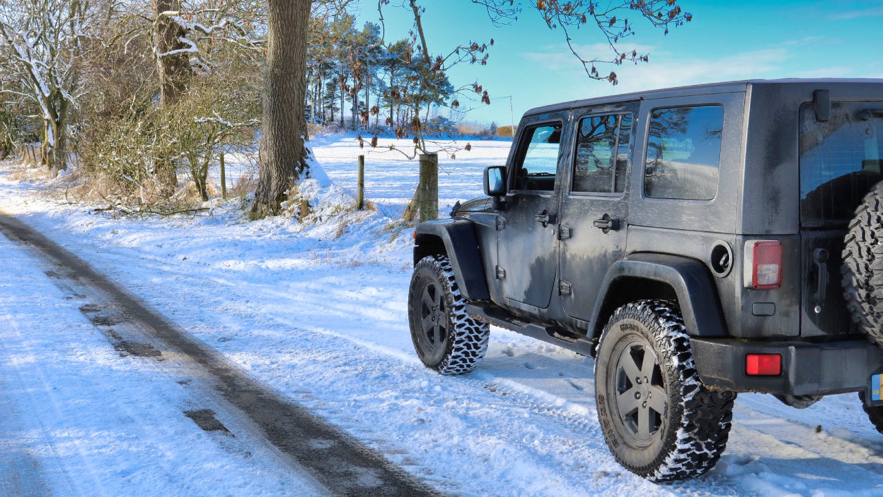 Wrangler Jeep In The Snow