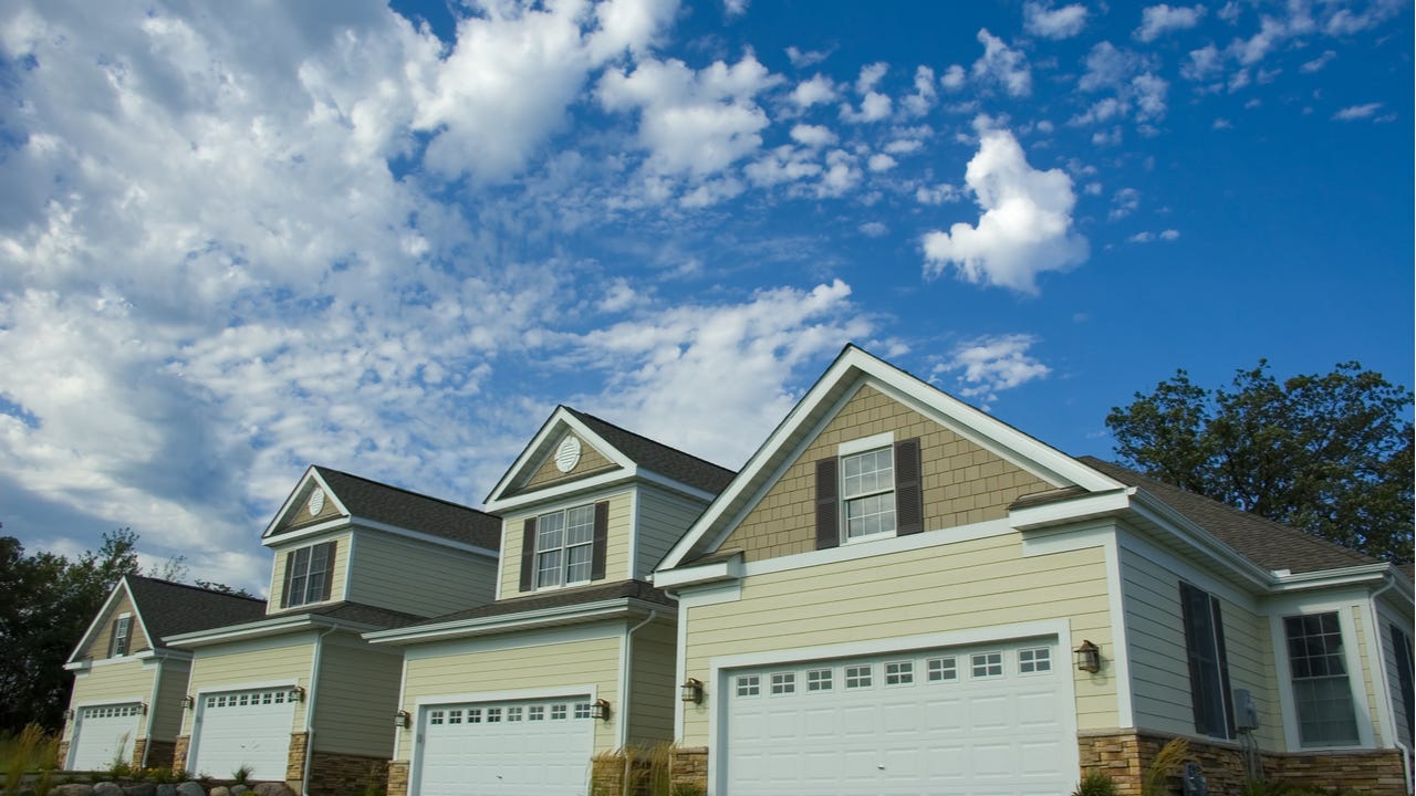 One-story attached homes