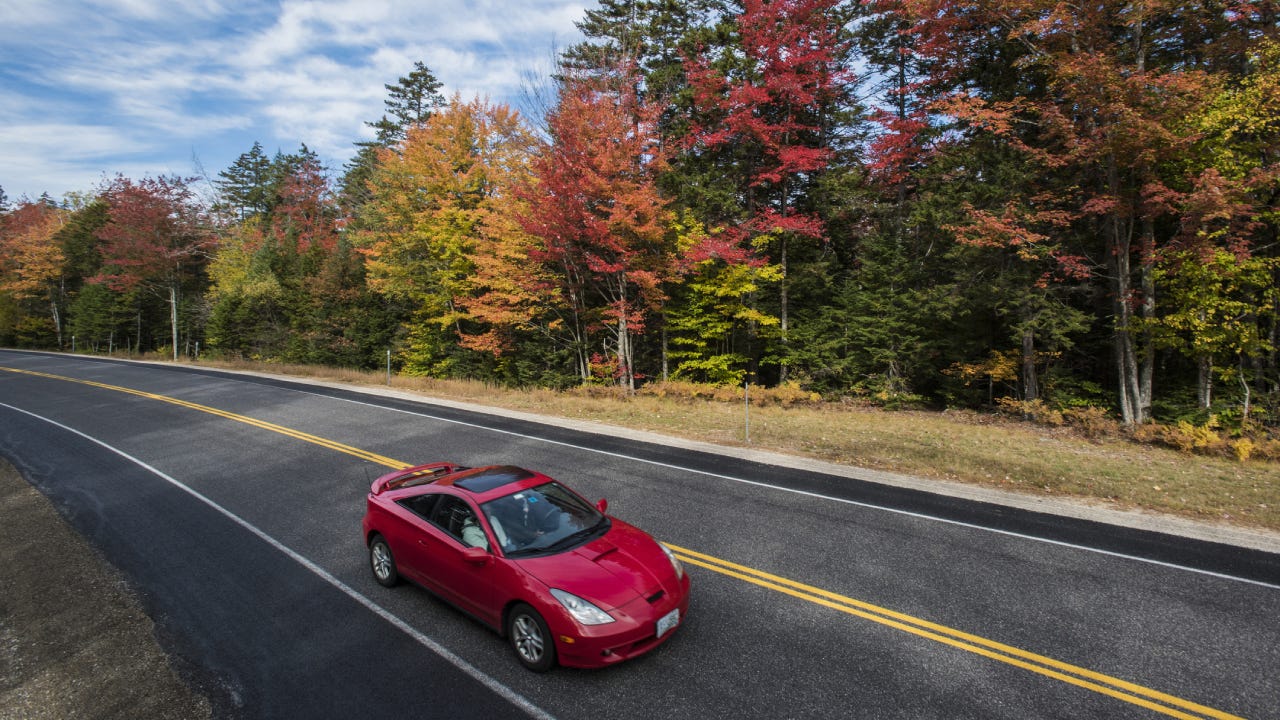 Fall foliage along the Kancamagus Highway in New Hampshire