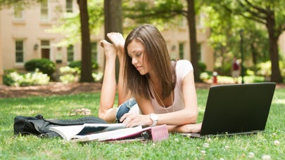 How to choose the best private student loan for college