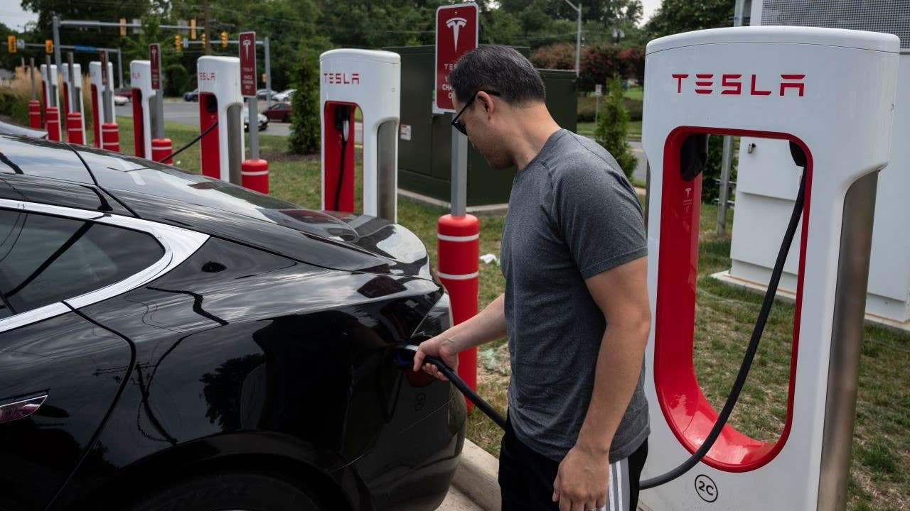 Investor's guide to electric-vehicle ETFs