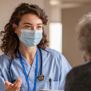 Doctor talks to a patient