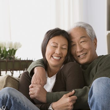 USA, California, Los Angeles, Older couple in warm embrace
