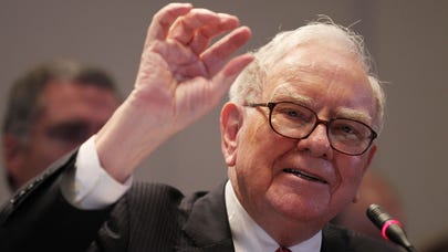 9 stocks Warren Buffett’s Berkshire Hathaway is buying or selling