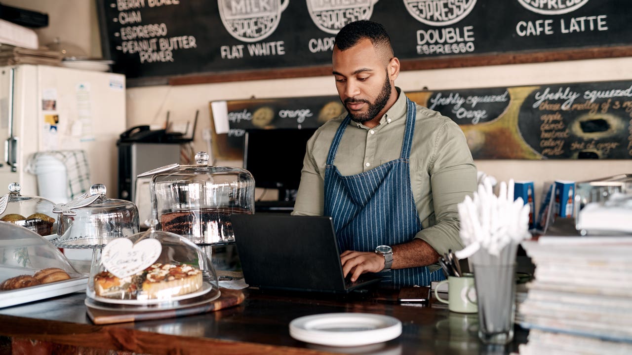 barista on a computer