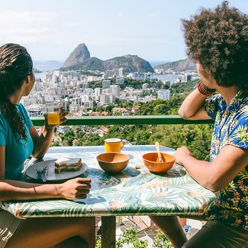 Couple on vacation in Rio de Janeiro