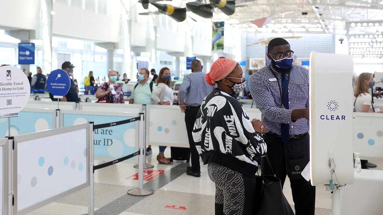 Clear blue checkpoint at the Fort Lauderdale Airpot