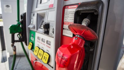 Gas prices are likely to continue climbing through 2022: Here’s how to save at the pump