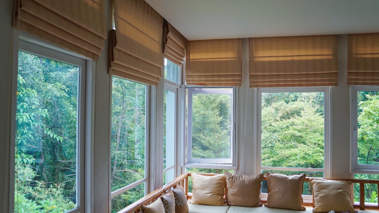 Shop Now for Stylish Window Coverings: Best Roman Shades Canada