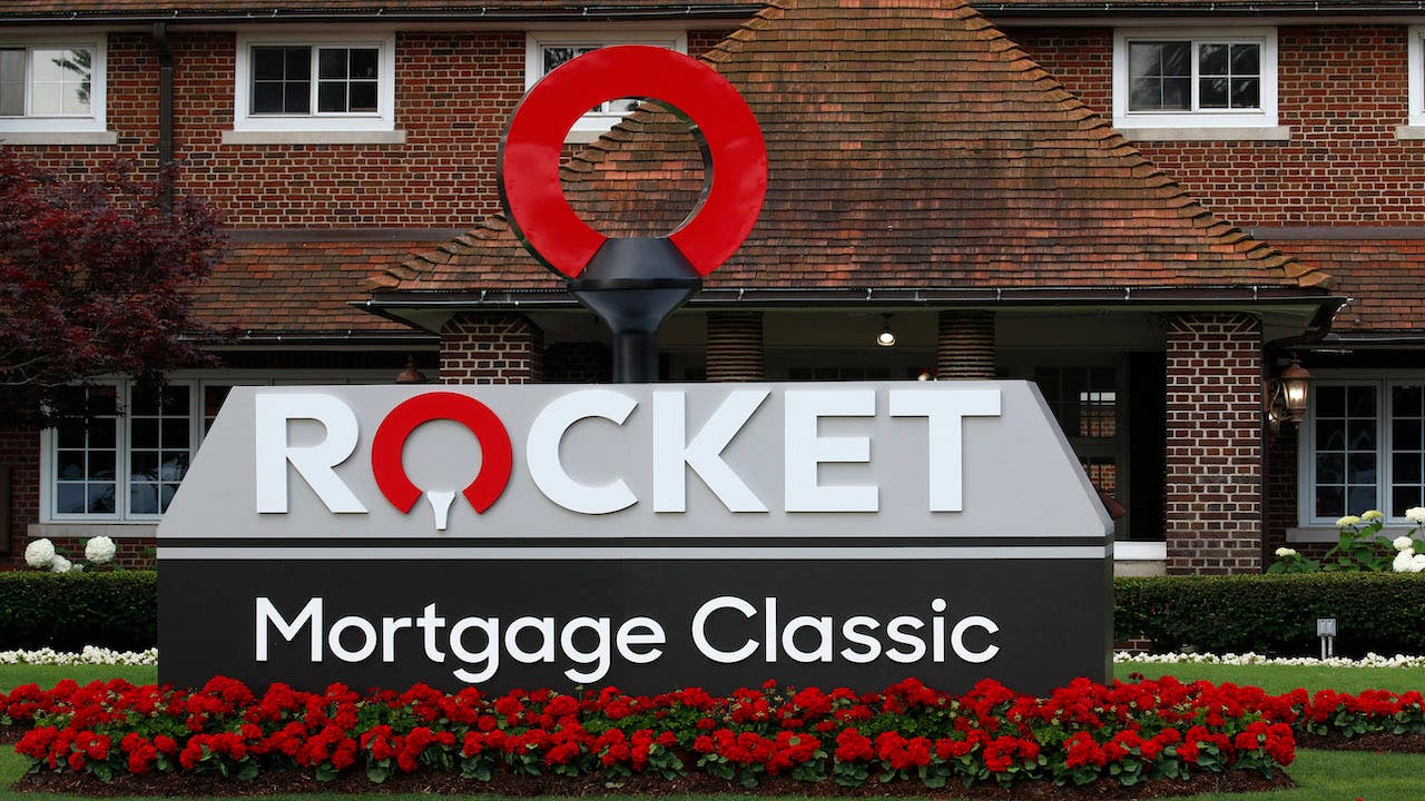 Rocket Mortgage sign