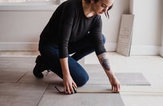 How to install floor tile