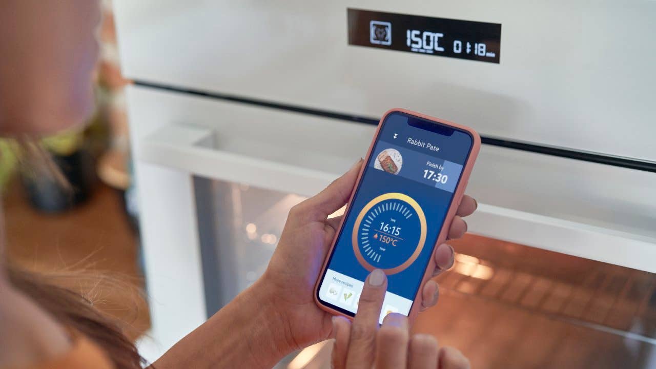 What Is a Smart Oven?