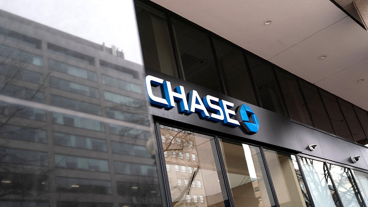 Chase Bank Near Me: Closest Branch Locations And ATMs