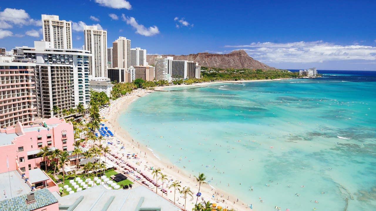 Hawaii beachside city