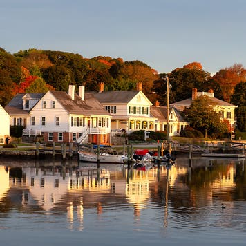 homes in mystic connecticut
