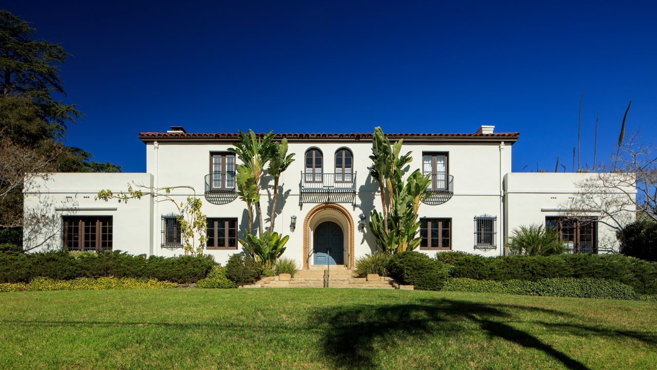 Mediterranean revival style house