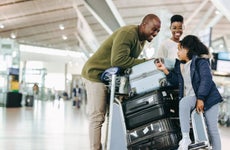 6 ways to save money on holiday travel