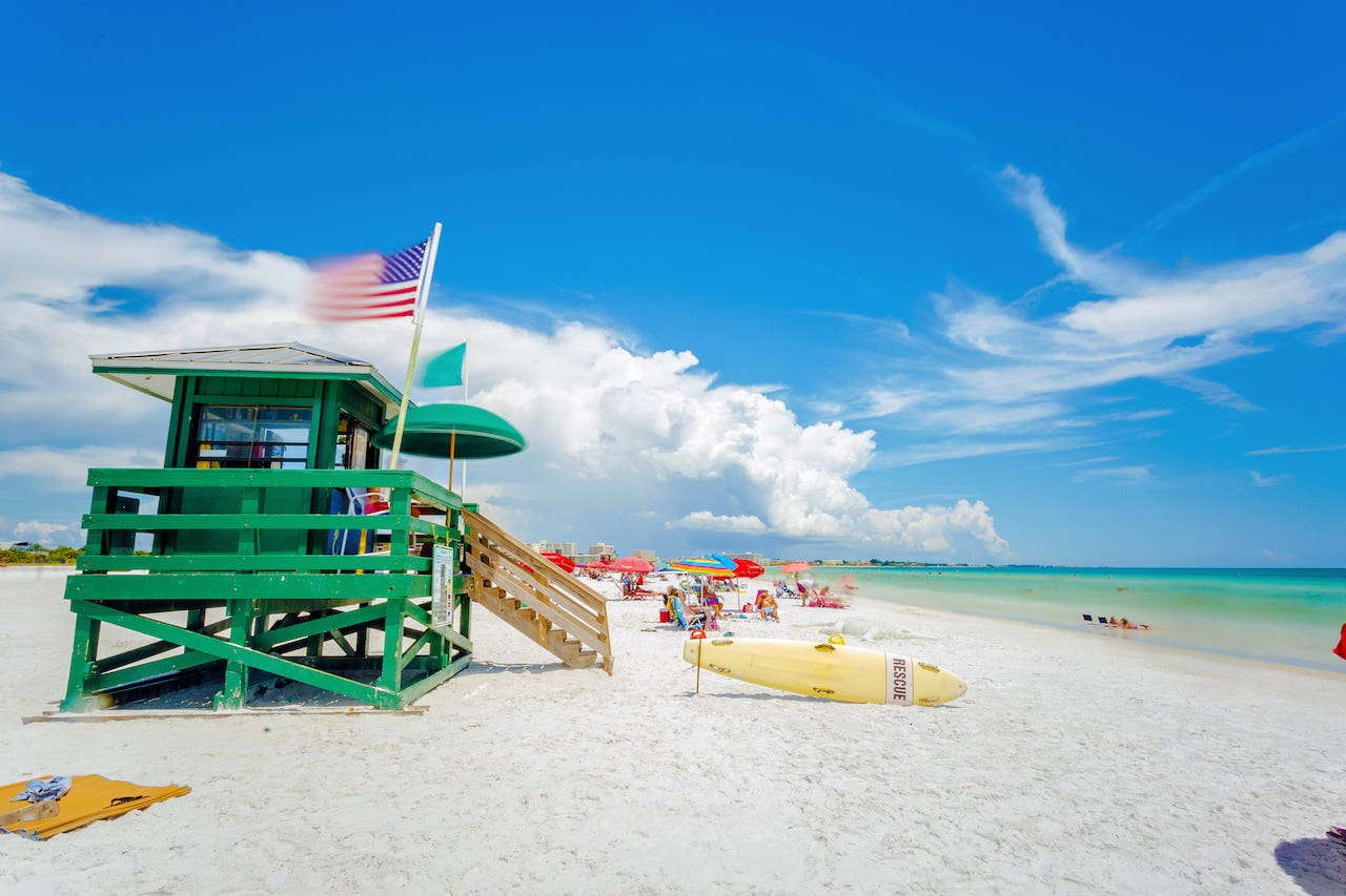 best places to live florida - Siesta Key beach in Sarasota