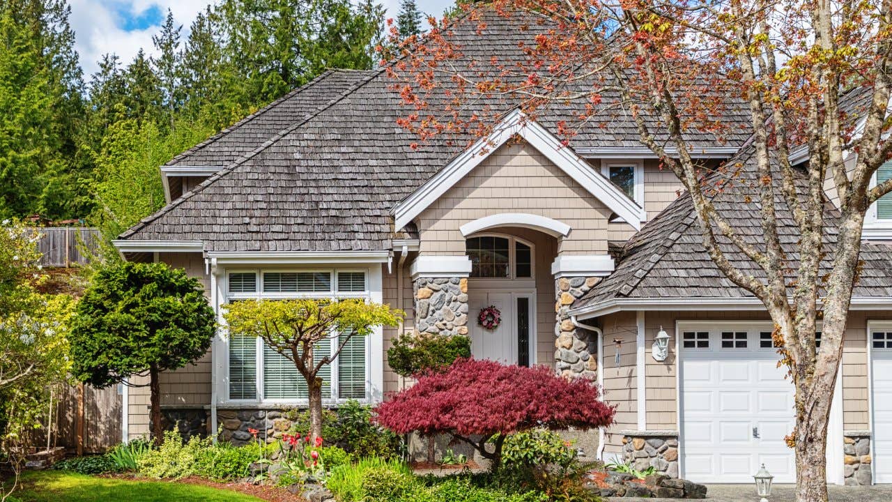 Photo of a modern suburban home exterior