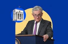 Jerome Powell looking stern at a podium