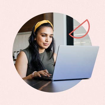Woman working on laptop. The image is placed in a centered circle on a light pink background. There is a transparent red semicircle on the right side of the image.