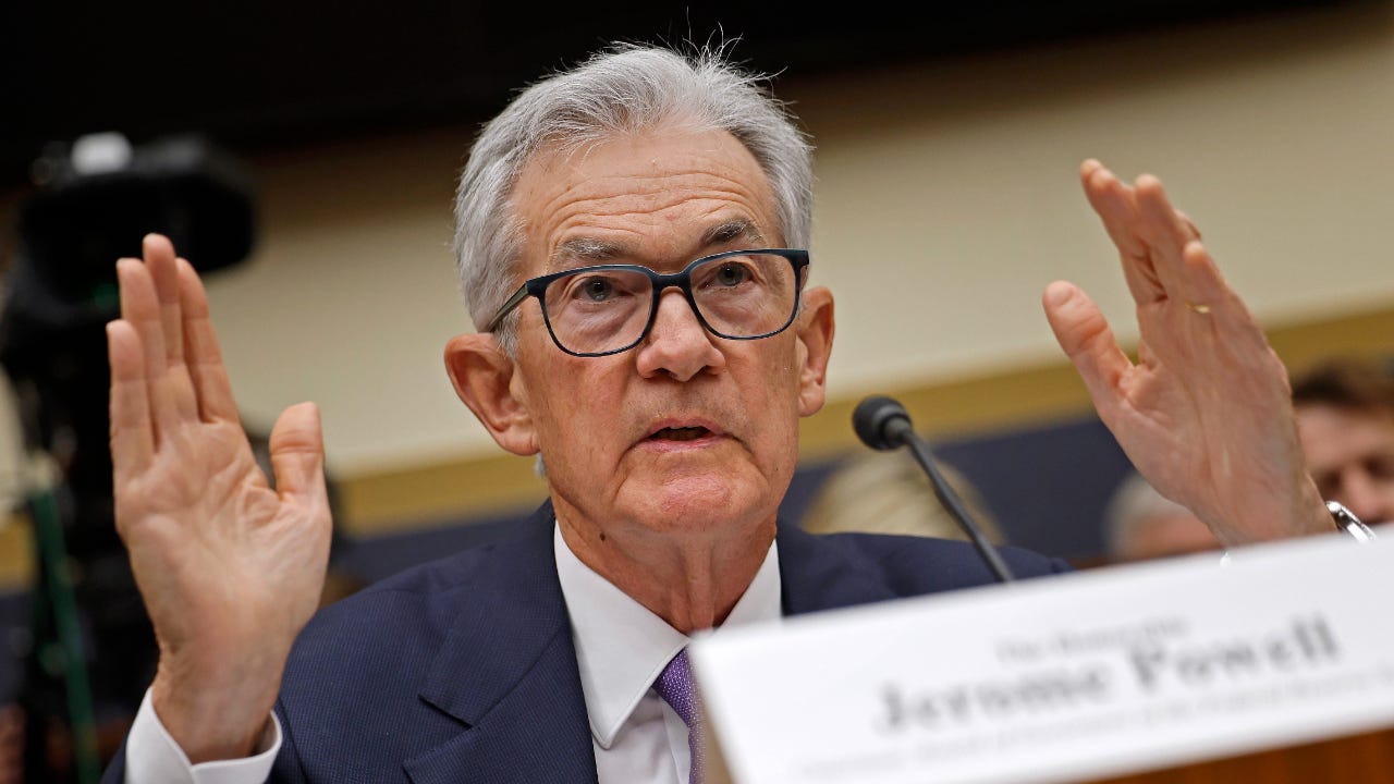 Fed chair Jerome Powell speaks before Congress