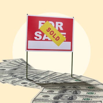 net proceeds - for sale/sold sign with cash photo illustration