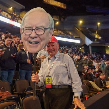 Inside The Berkshire Hathaway Annual General Meeting