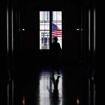 Senators Return To Capitol Hill